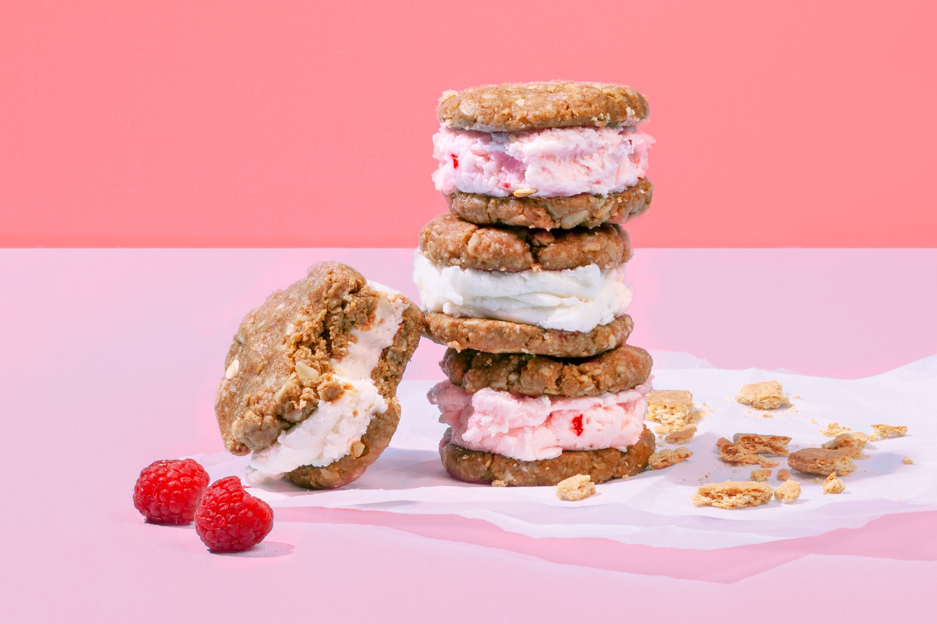 Berry Nice Cream Sandwiches with No-Bake Graham Cracker Cookies